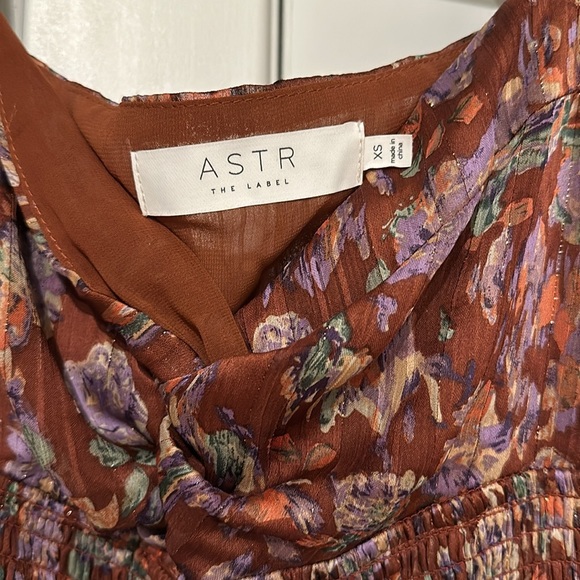 ASTR the Label Arlette floral sweetheart long sleeve maxi dress | x-small - Picture 3 of 6